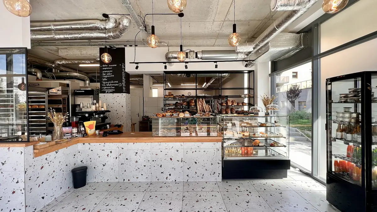 Ahmed's Bakers Delight – bakery in Bromley-by-Bow, London
